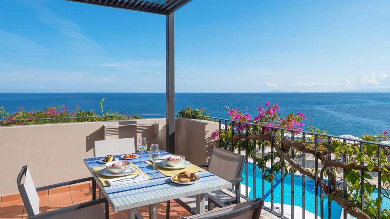 Skala  Blue Jasmine Hotel المظهر الخارجي الصورة